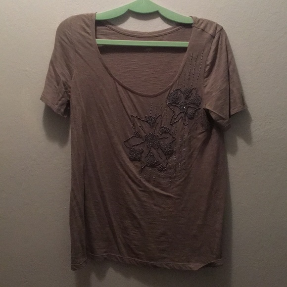 Loft grey T-shirt w/ embellishments. Short sleeve - Picture 1 of 3